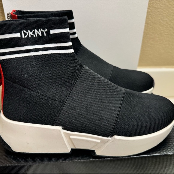 DKNY , like new, size 37 - Picture 2 of 3